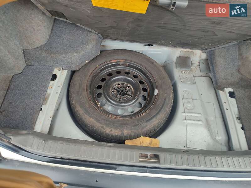 Седан Volvo 940 1996 в Киеве