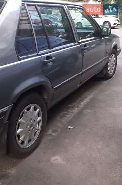 Седан Volvo 940 1998 в Карловке