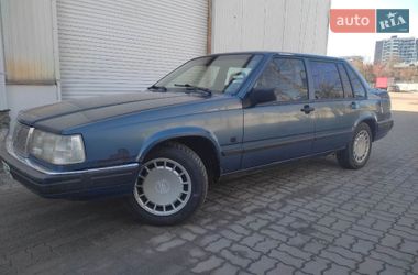 Седан Volvo 940 1993 в Львові