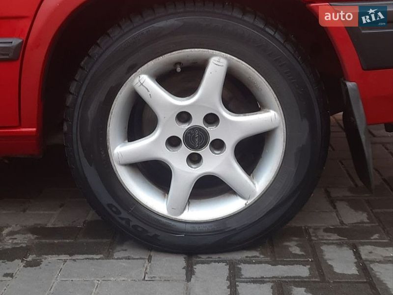Седан Volvo 940 1995 в Одессе