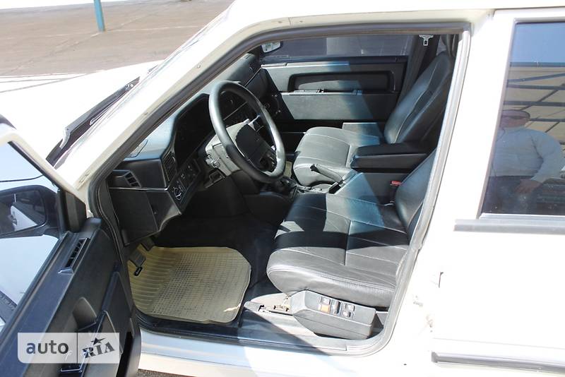 Седан Volvo 960 1991 в Запорожье фото 5 Седан Volvo 960 1991 в Запорожье