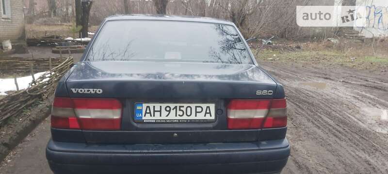 Седан Volvo 960 1996 в Славянске