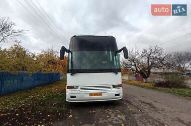 Туристический / Междугородний автобус Volvo B10B 1992 в Полтаве