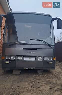 Туристический / Междугородний автобус Volvo B10B 1997 в Василькове
