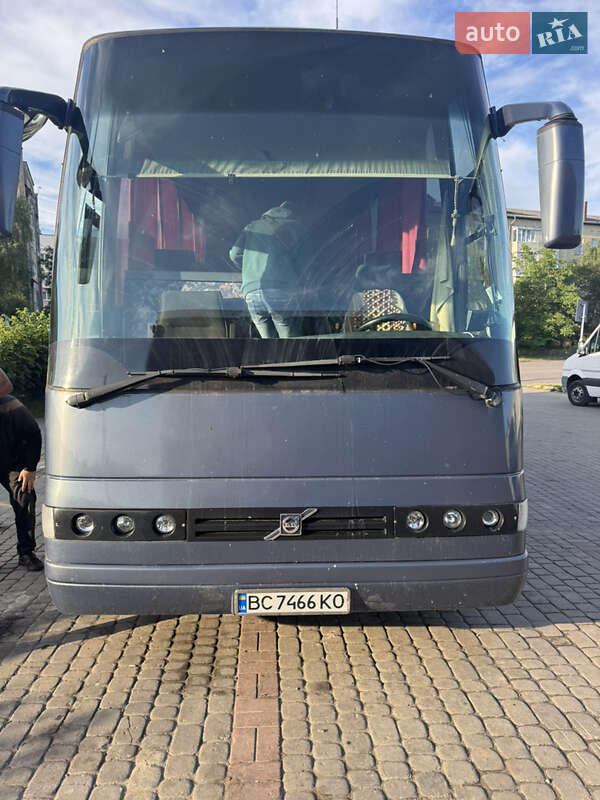 Туристичний / Міжміський автобус Volvo B12 1996 в Дрогобичі