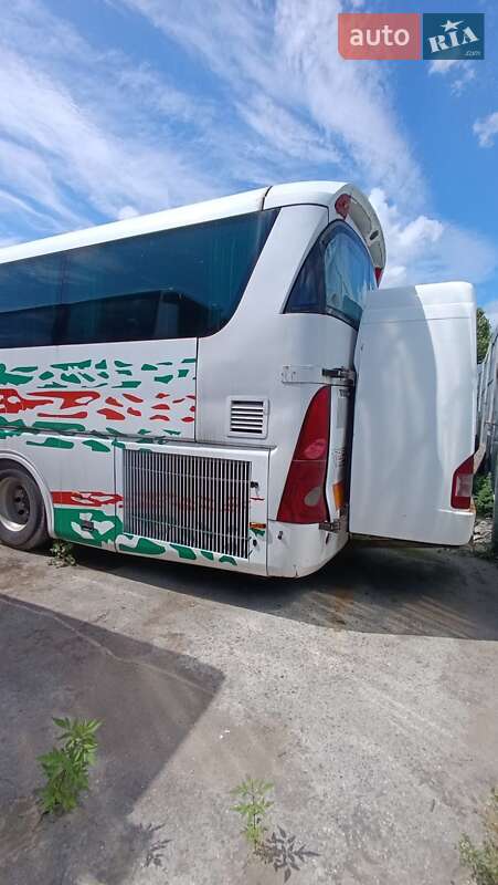Туристичний / Міжміський автобус Volvo B12 2008 в Тернополі