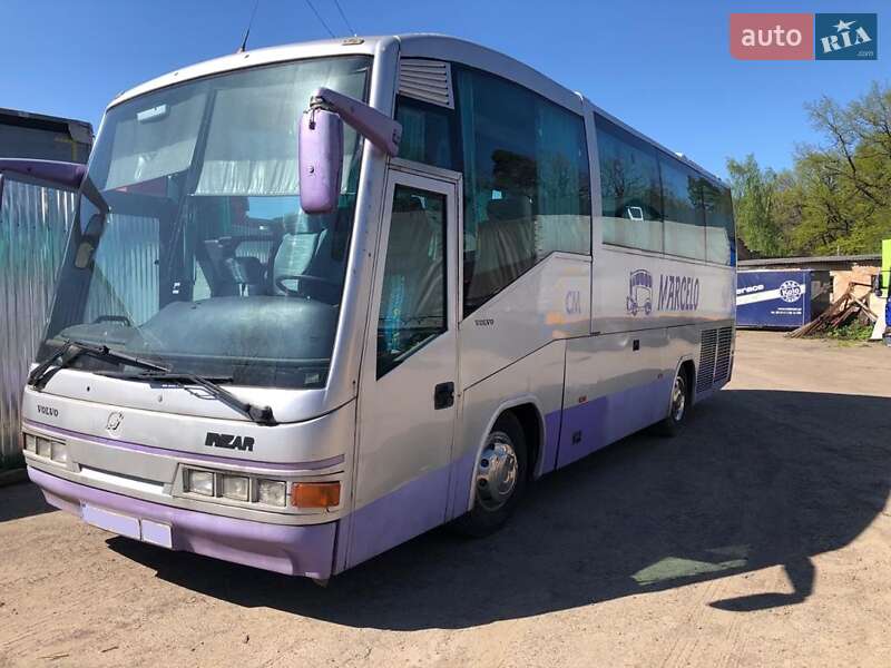 Туристический / Междугородний автобус Volvo B8R 1997 в Луцке