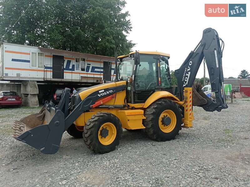 Экскаватор погрузчик Volvo BL 71 2005 в Староконстантинове фото 3 Экскаватор погрузчик Volvo BL 71 2005 в Староконстантинове