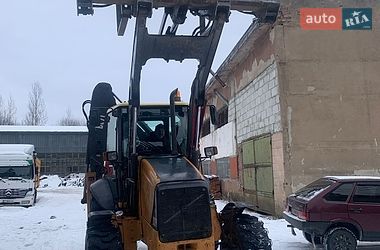 Экскаватор погрузчик Volvo BL 71 2004 в Ивано-Франковске