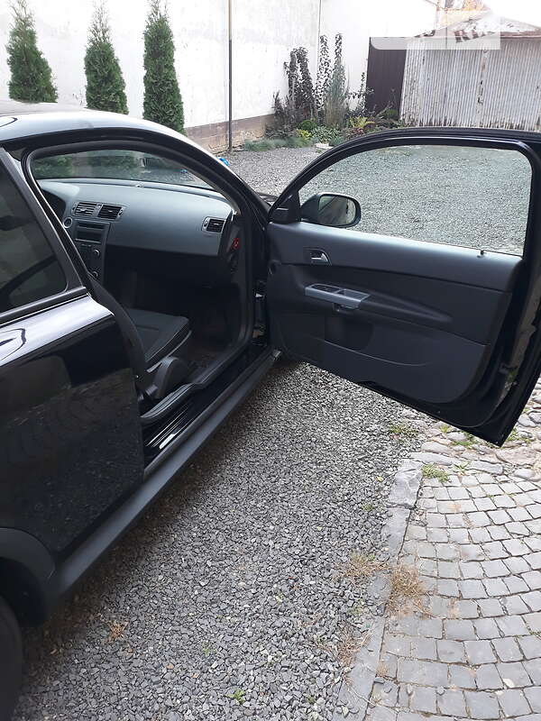 Хэтчбек Volvo C30 2010 в Мукачево