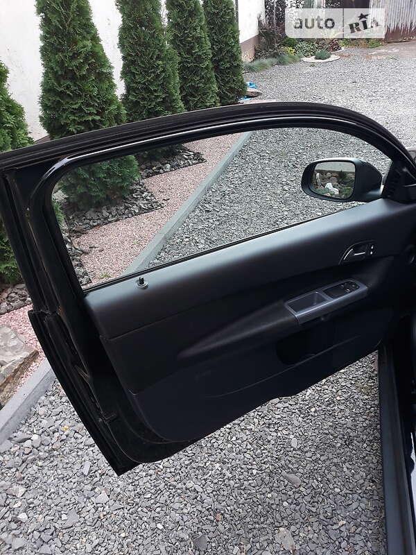 Хэтчбек Volvo C30 2010 в Мукачево