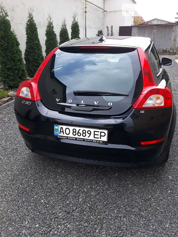 Хэтчбек Volvo C30 2010 в Мукачево