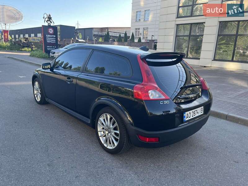 Хэтчбек Volvo C30 2008 в Киеве фото 6 Хэтчбек Volvo C30 2008 в Киеве