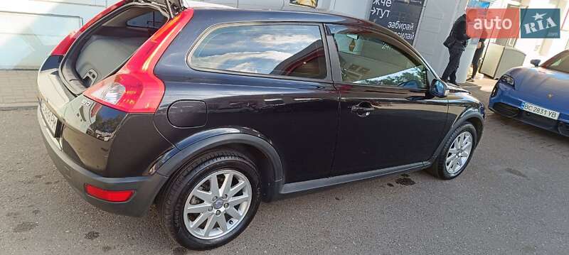 Хэтчбек Volvo C30 2008 в Кривом Роге фото 2 Хэтчбек Volvo C30 2008 в Кривом Роге