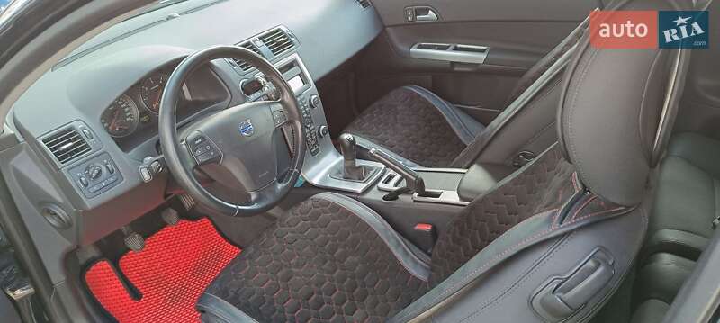 Хэтчбек Volvo C30 2008 в Кривом Роге фото 6 Хэтчбек Volvo C30 2008 в Кривом Роге
