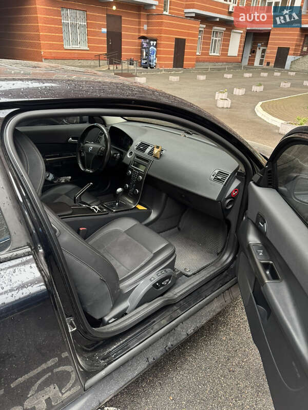 Хэтчбек Volvo C30 2011 в Киеве