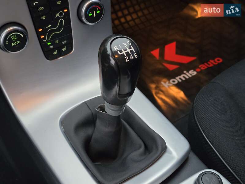 Хетчбек Volvo C30 2010 в Хмельницькому