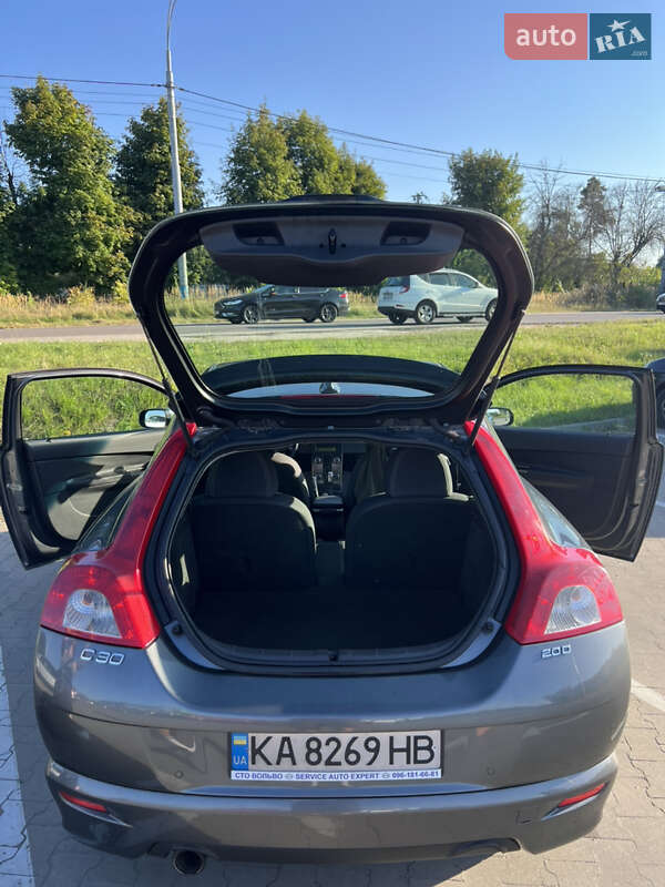 Хэтчбек Volvo C30 2008 в Киеве фото 24 Хэтчбек Volvo C30 2008 в Киеве