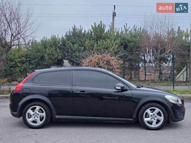 Хэтчбек Volvo C30 2010 в Хмельницком