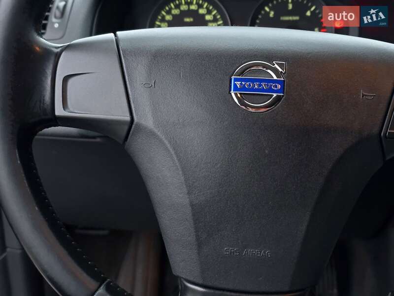 Хэтчбек Volvo C30 2010 в Хмельницком