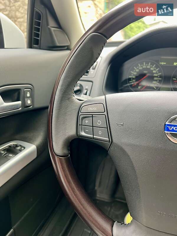 Хэтчбек Volvo C30 2011 в Тернополе