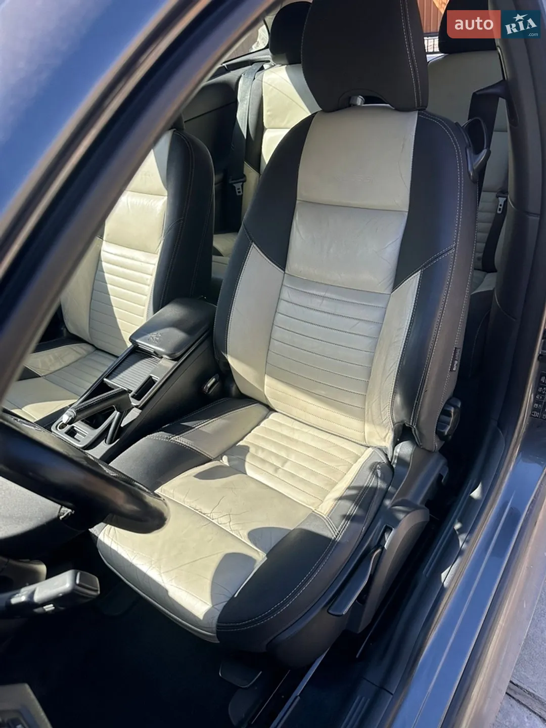 2010 Volvo C30 - мініатюра 16