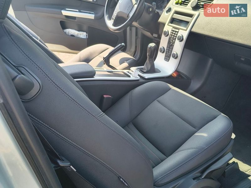 Хэтчбек Volvo C30 2010 в Киеве