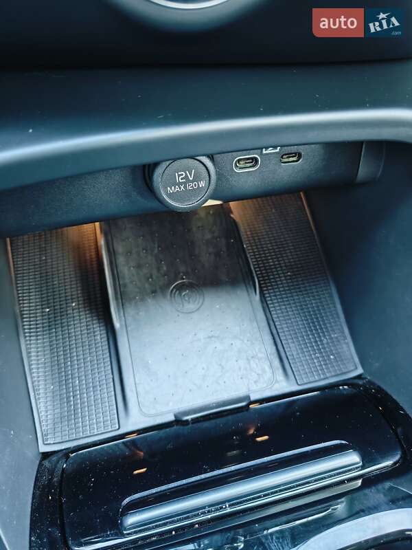 Позашляховик / Кросовер Volvo C40 Recharge 2022 в Одесі