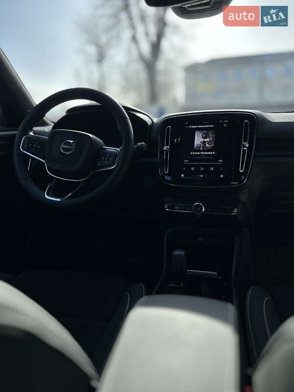Внедорожник / Кроссовер Volvo C40 Recharge 2022 в Киеве фото 6 Внедорожник / Кроссовер Volvo C40 Recharge 2022 в Киеве