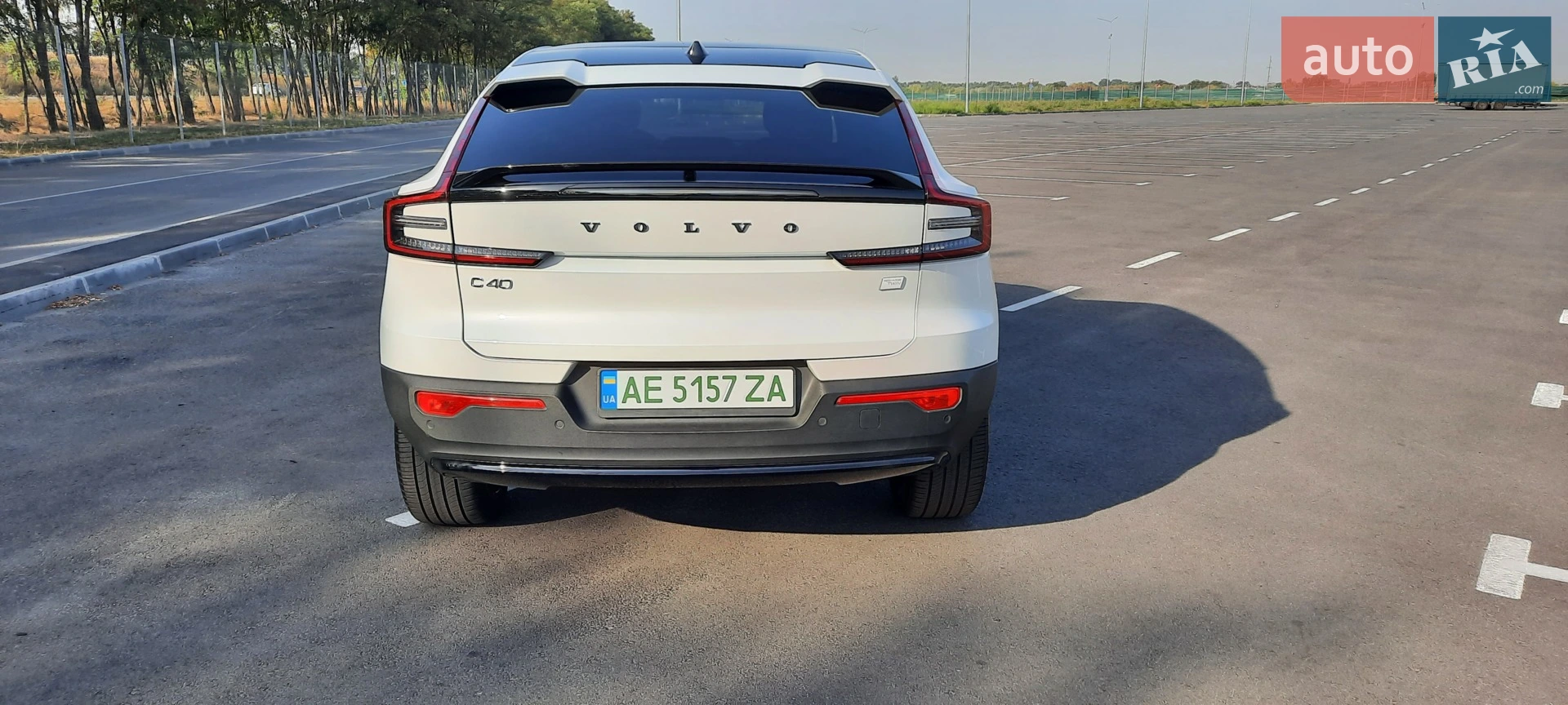 2023 Volvo C40 - мініатюра 8