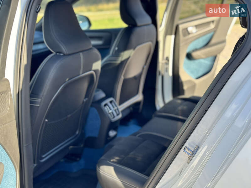 Внедорожник / Кроссовер Volvo C40 Recharge 2023 в Днепре
