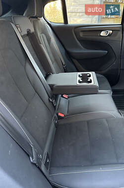Внедорожник / Кроссовер Volvo C40 Recharge 2023 в 