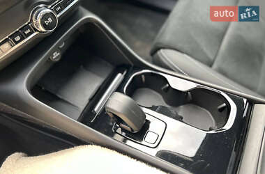 Позашляховик / Кросовер Volvo C40 Recharge 2023 в 