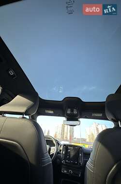Внедорожник / Кроссовер Volvo C40 Recharge 2022 в 