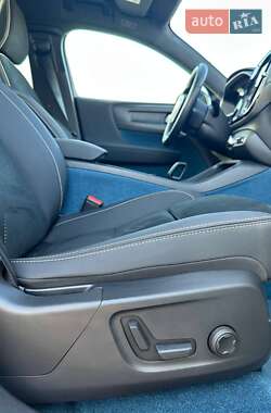 Внедорожник / Кроссовер Volvo C40 Recharge 2022 в 