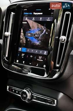 Внедорожник / Кроссовер Volvo C40 Recharge 2022 в 