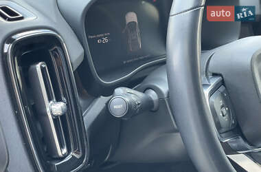 Внедорожник / Кроссовер Volvo C40 Recharge 2022 в 