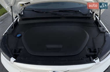 Внедорожник / Кроссовер Volvo C40 Recharge 2023 в 