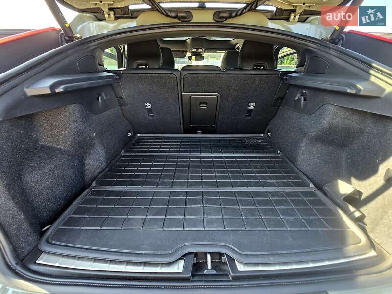 Внедорожник / Кроссовер Volvo C40 Recharge 2023 в Сваляве