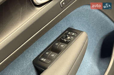 Внедорожник / Кроссовер Volvo C40 Recharge 2022 в 