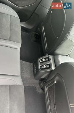 Внедорожник / Кроссовер Volvo C40 Recharge 2022 в 