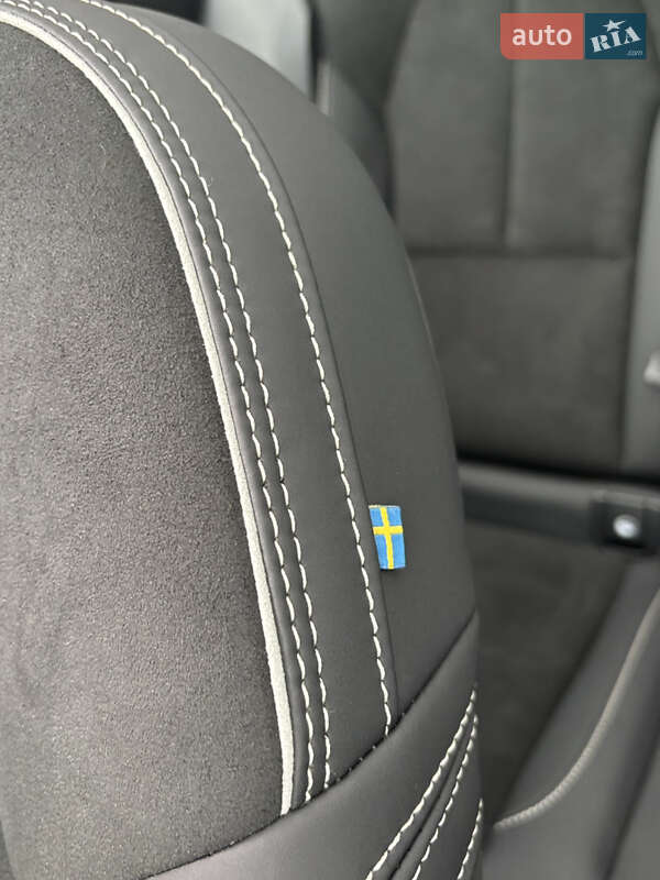 Внедорожник / Кроссовер Volvo C40 Recharge 2022 в Киеве
