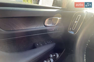 Внедорожник / Кроссовер Volvo C40 Recharge 2023 в 