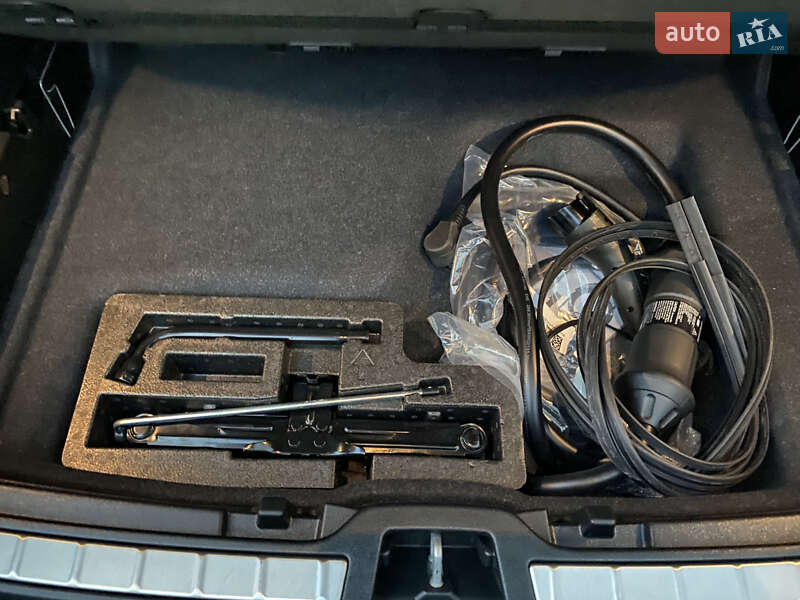 Внедорожник / Кроссовер Volvo C40 Recharge 2023 в Ивано-Франковске