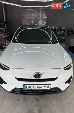 Внедорожник / Кроссовер Volvo C40 Recharge 2023 в 