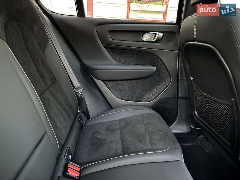 Внедорожник / Кроссовер Volvo C40 Recharge 2022 в Одессе