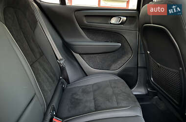 Внедорожник / Кроссовер Volvo C40 Recharge 2022 в 