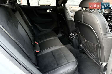 Внедорожник / Кроссовер Volvo C40 Recharge 2022 в 