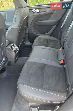 Внедорожник / Кроссовер Volvo C40 Recharge 2022 в 
