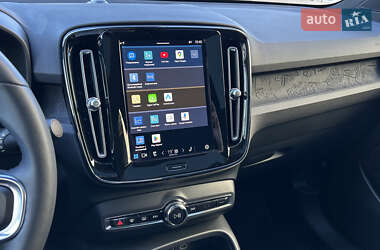 Внедорожник / Кроссовер Volvo C40 Recharge 2022 в 